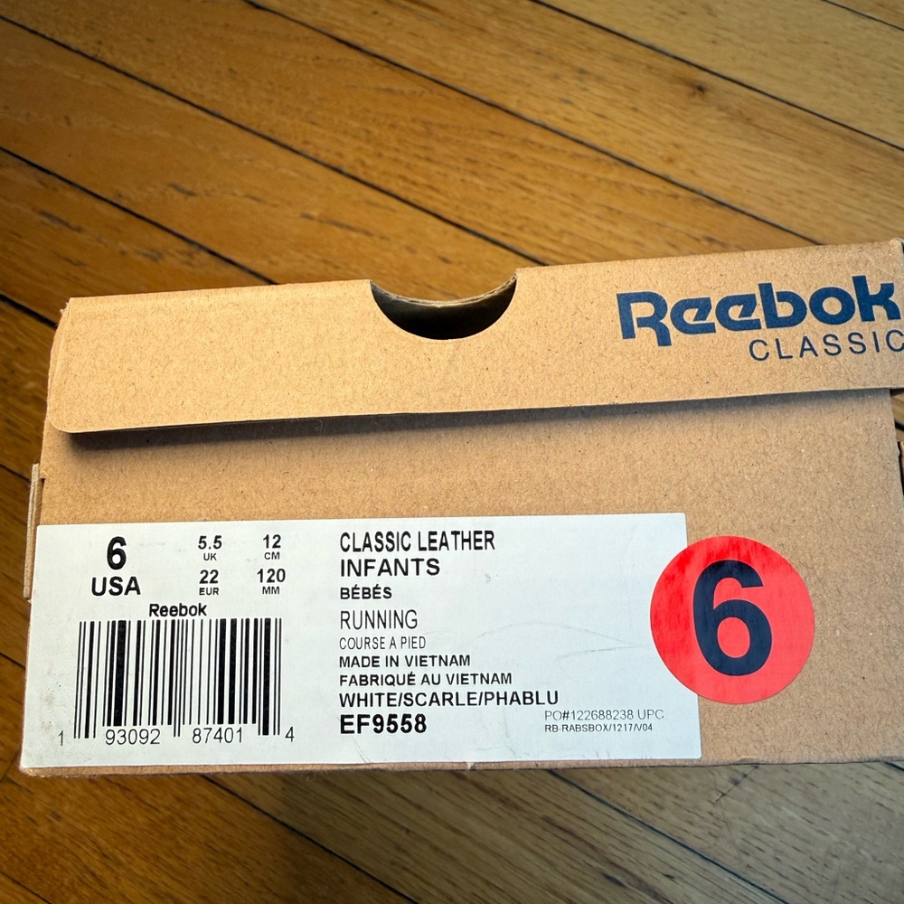 Reebok Toddler White and Red Sneakers - Picture 5 of 5